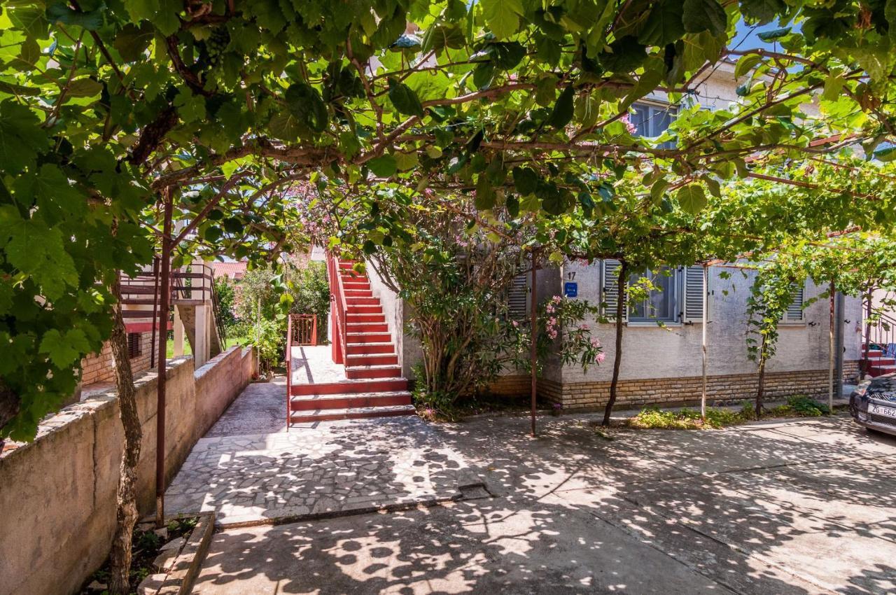 Lara&Dan Apartments ザダル エクステリア 写真
